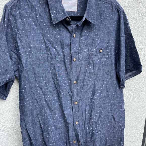 Weatherproof Button Up - Picture 4 of 10